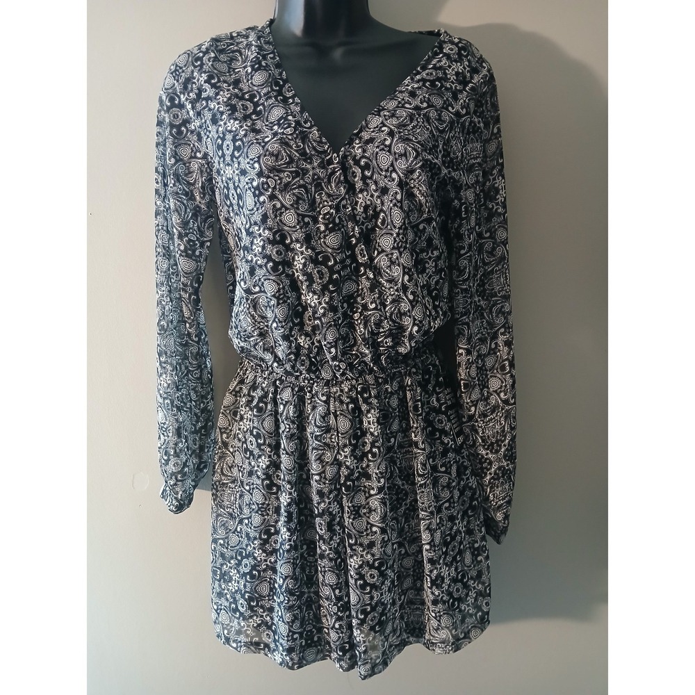 Express Womens‎ Paisley Print Long Sleeve Romper Black White Surplice V-Neck XS